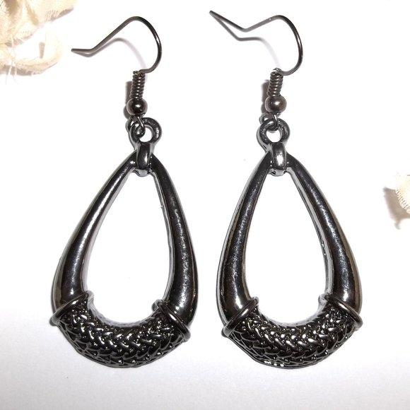 Fashion Jewelry Jewelry - Hoop Earrings Dark Silver Gunmetal Edgy Modern Style Costume Jewelry Set A845